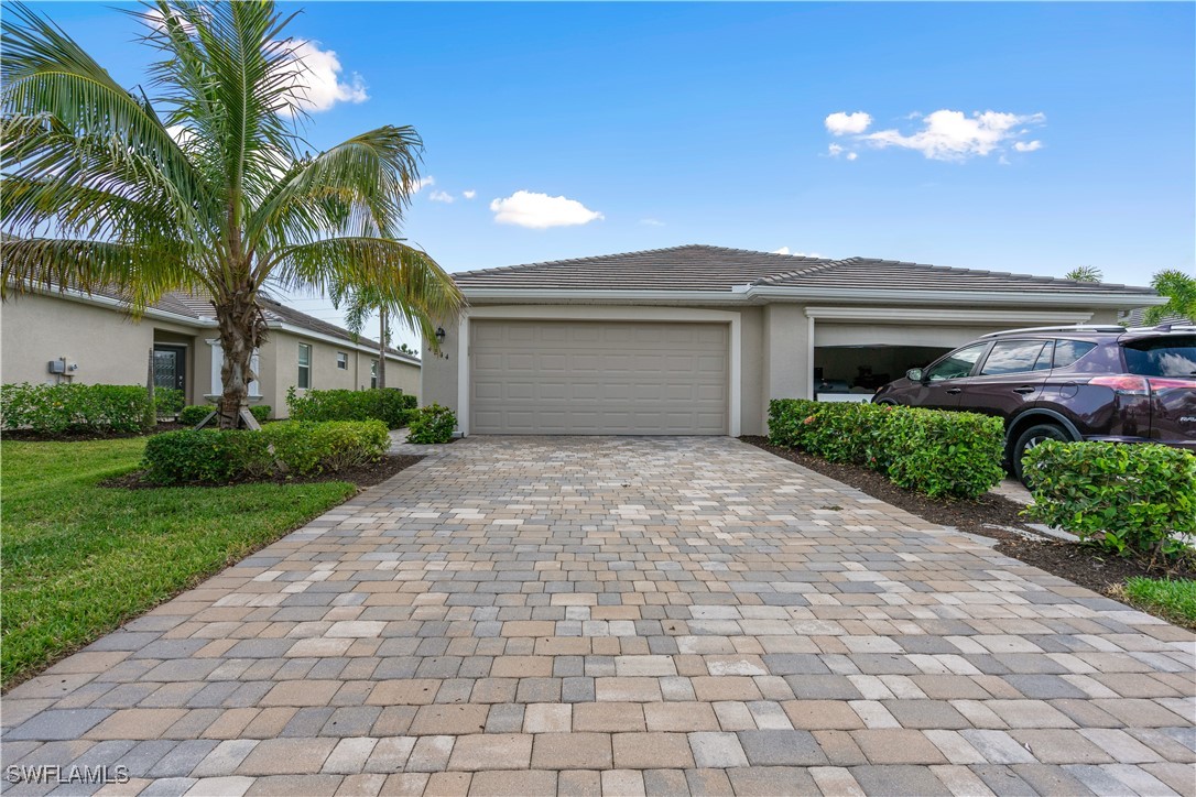 4244 Lemongrass Dr Property Photo 1