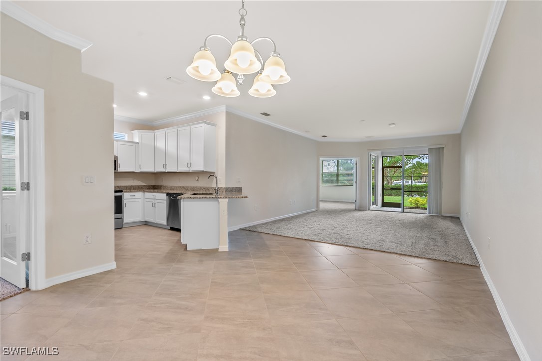 4244 Lemongrass Dr Property Photo 4