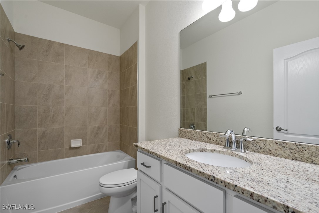 4244 Lemongrass Dr Property Photo 20