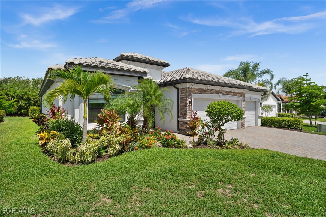 11880 Hickory Estate CIR Property Photo 1