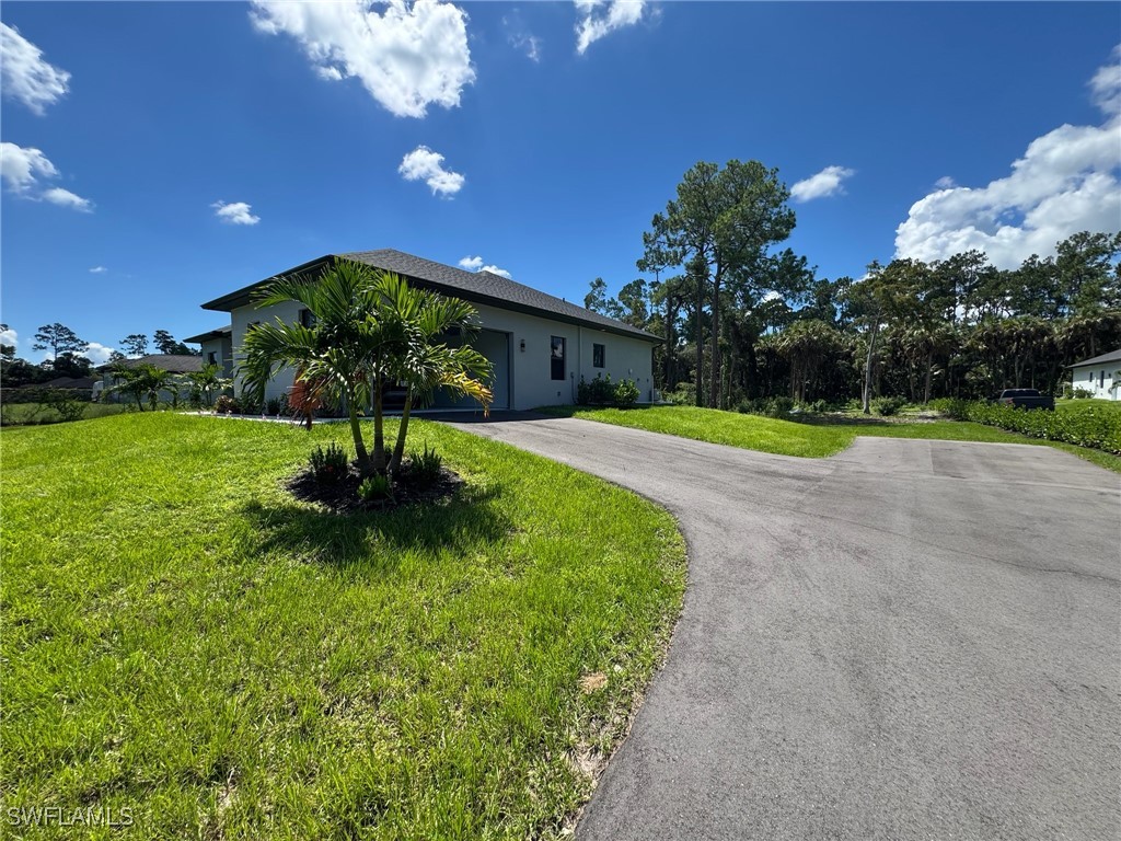 308 Golden Gate Blvd E Property Photo 1