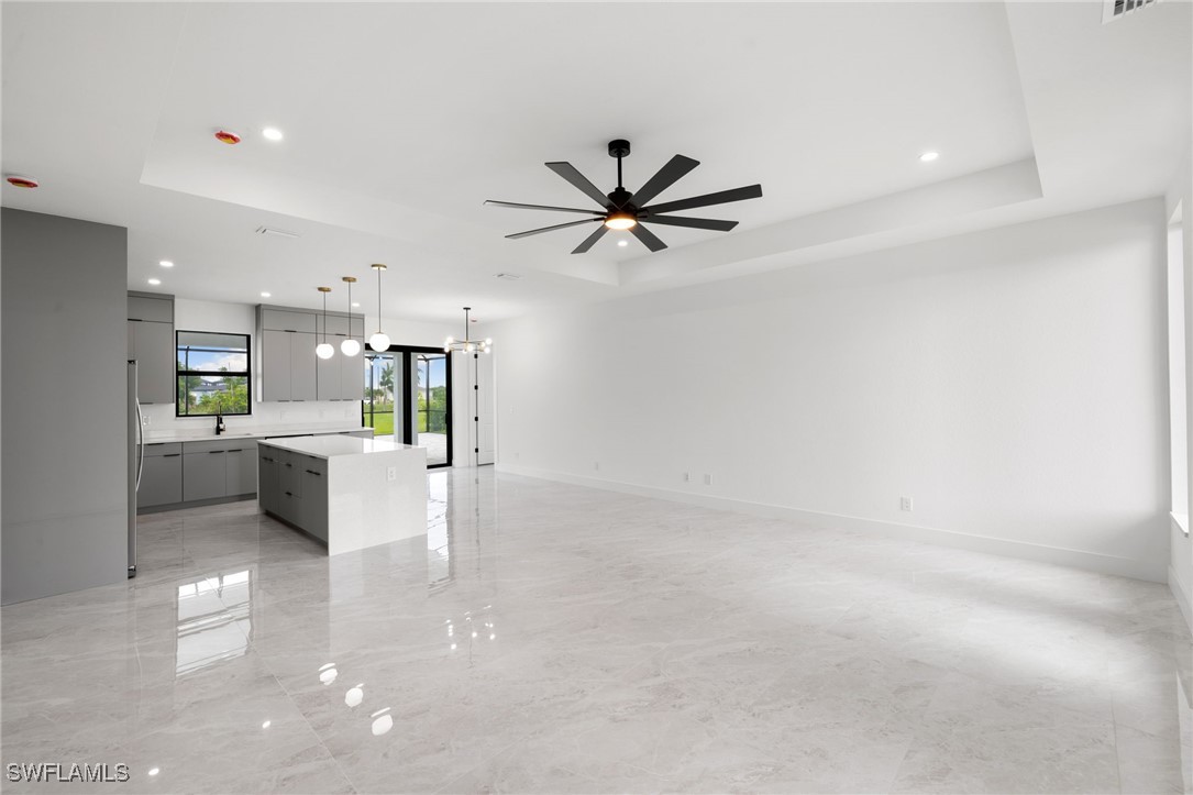 2507 Nw Embers Ter Property Photo 6