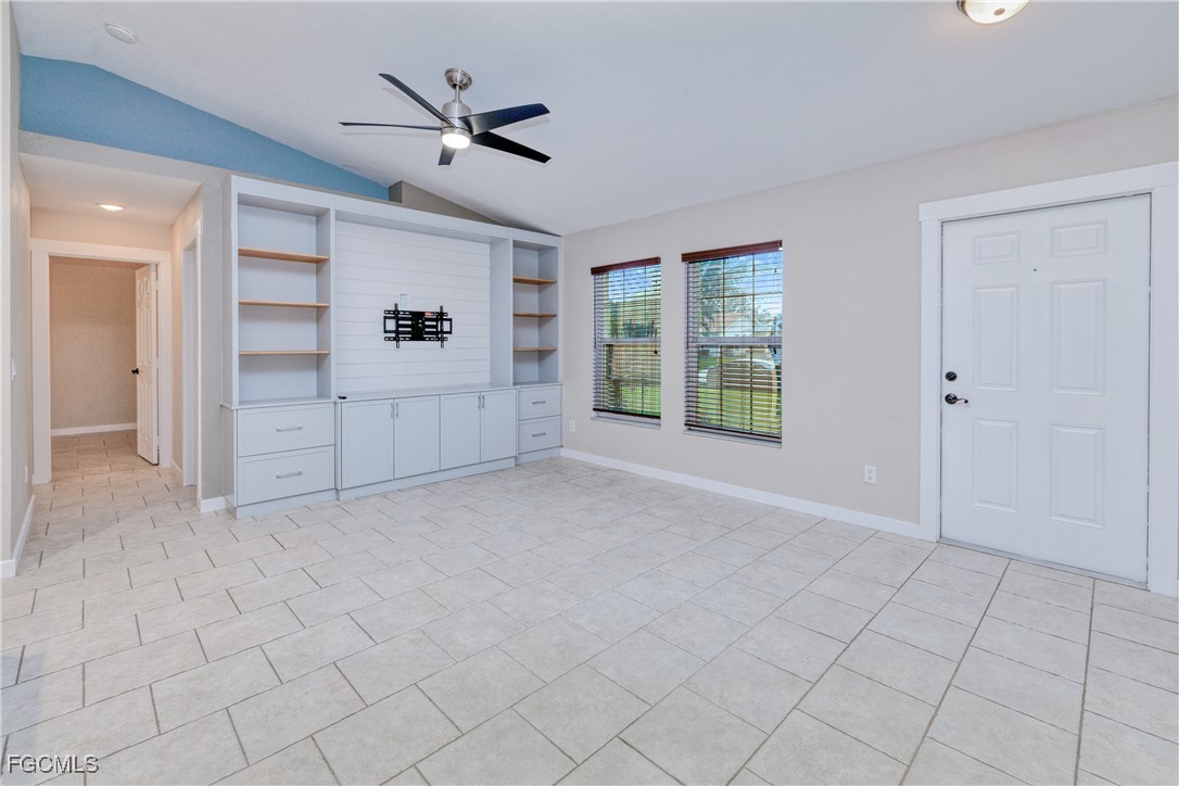 9155 Aster Rd Property Photo 2