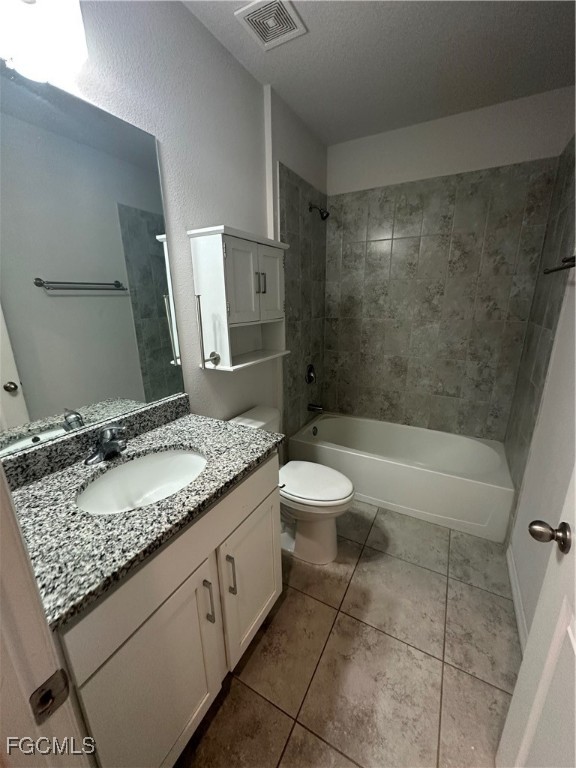 328 Jacaranda Pkwy E Property Photo 6