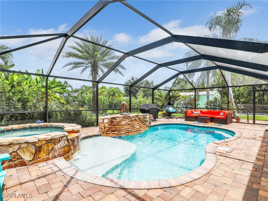 28235 Meadowlark Ln Property Photo 1