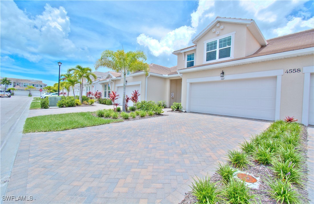 4558 Arboretum Cir 5-102 Property Photo 1