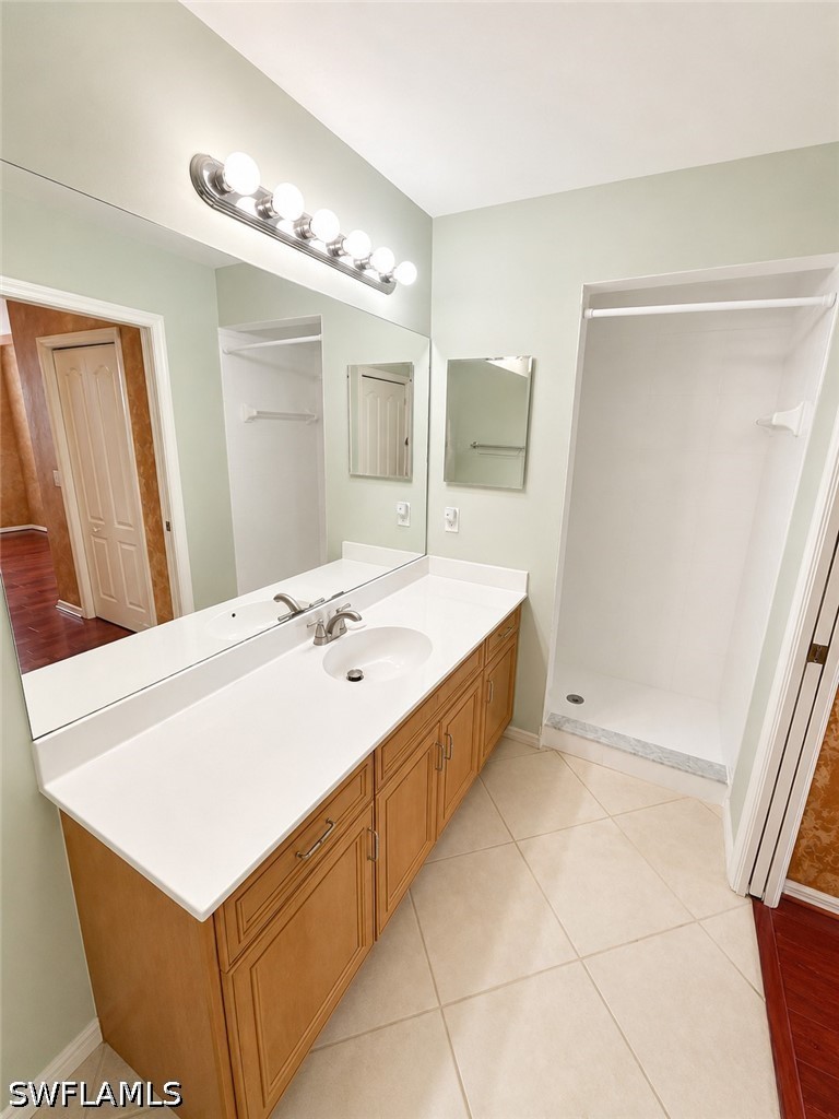 8490 Kingbird Loop 930 Property Photo 15