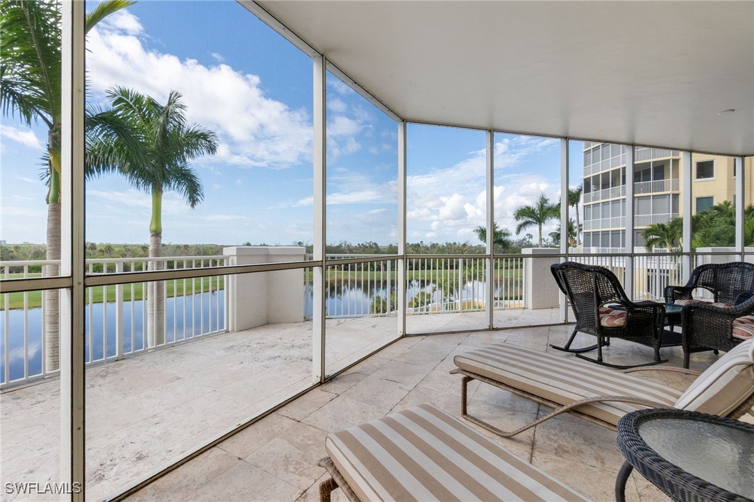 4751 West Bay BLVD 206
