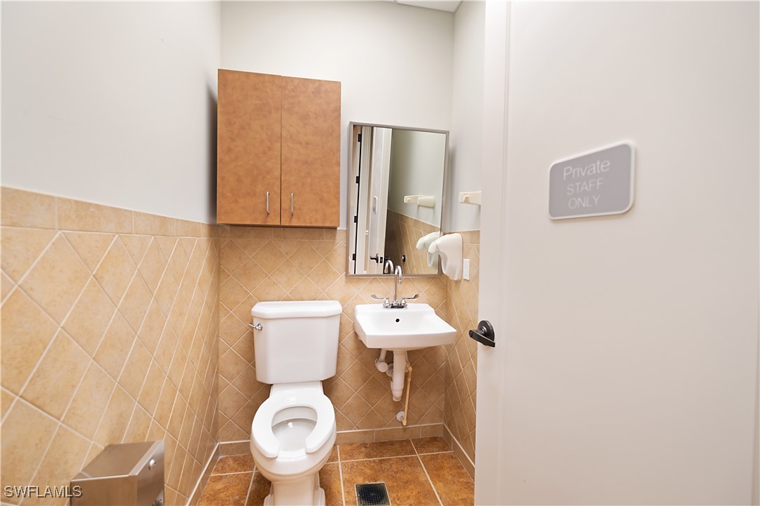 3021 Airport Rd N 103 Property Photo 44