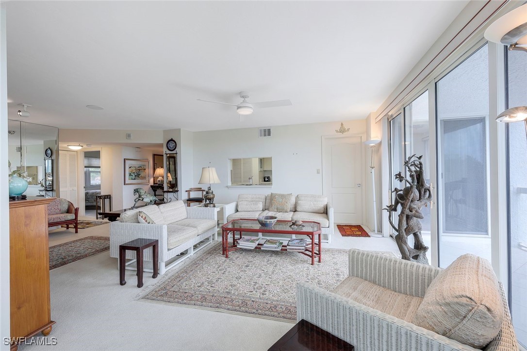 5501 Heron Point Dr 204 Property Photo 6