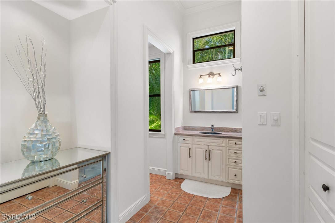 2755 Lantern Ln Property Photo 13