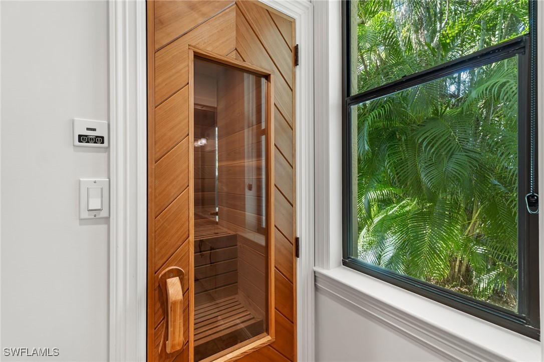 2755 Lantern Ln Property Photo 15