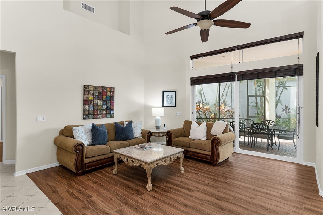8574 Pepper Tree Way Property Photo 11