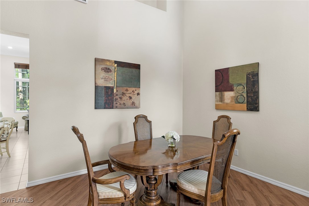 8574 Pepper Tree Way Property Photo 12