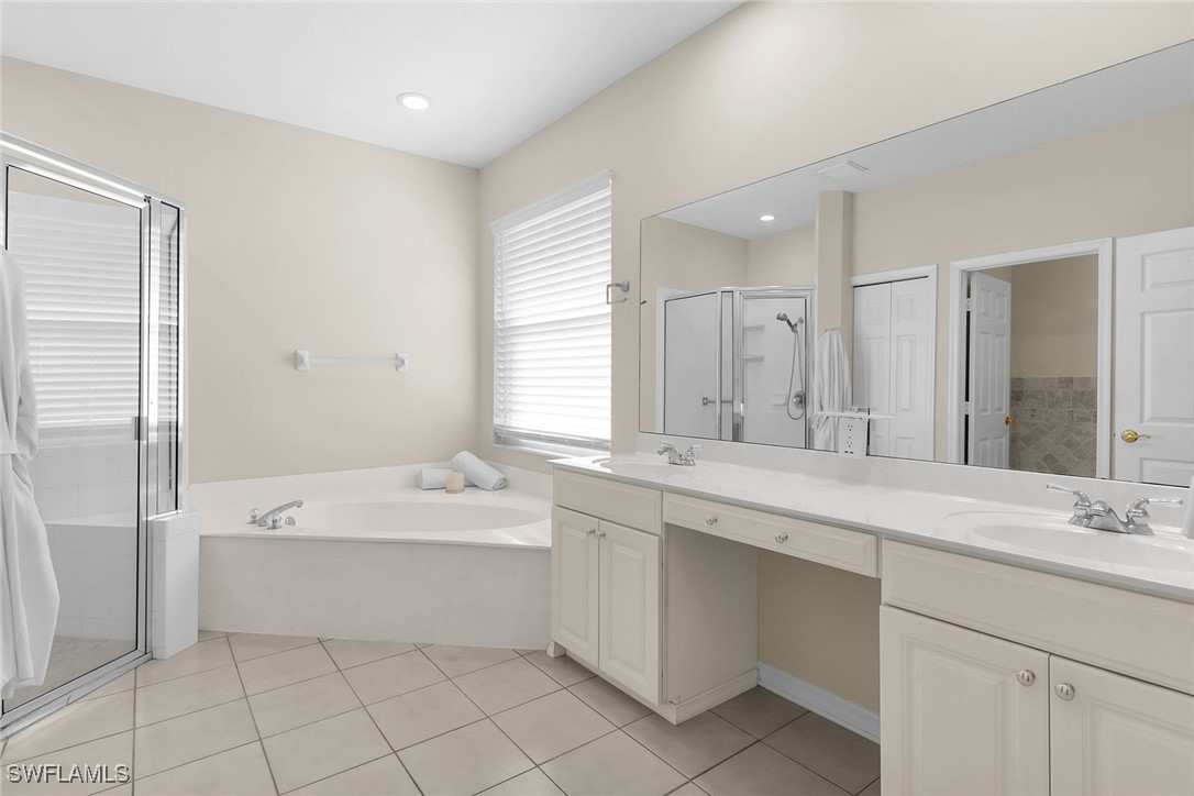8574 Pepper Tree Way Property Photo 15
