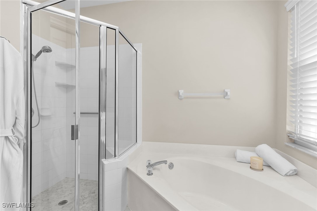8574 Pepper Tree Way Property Photo 16