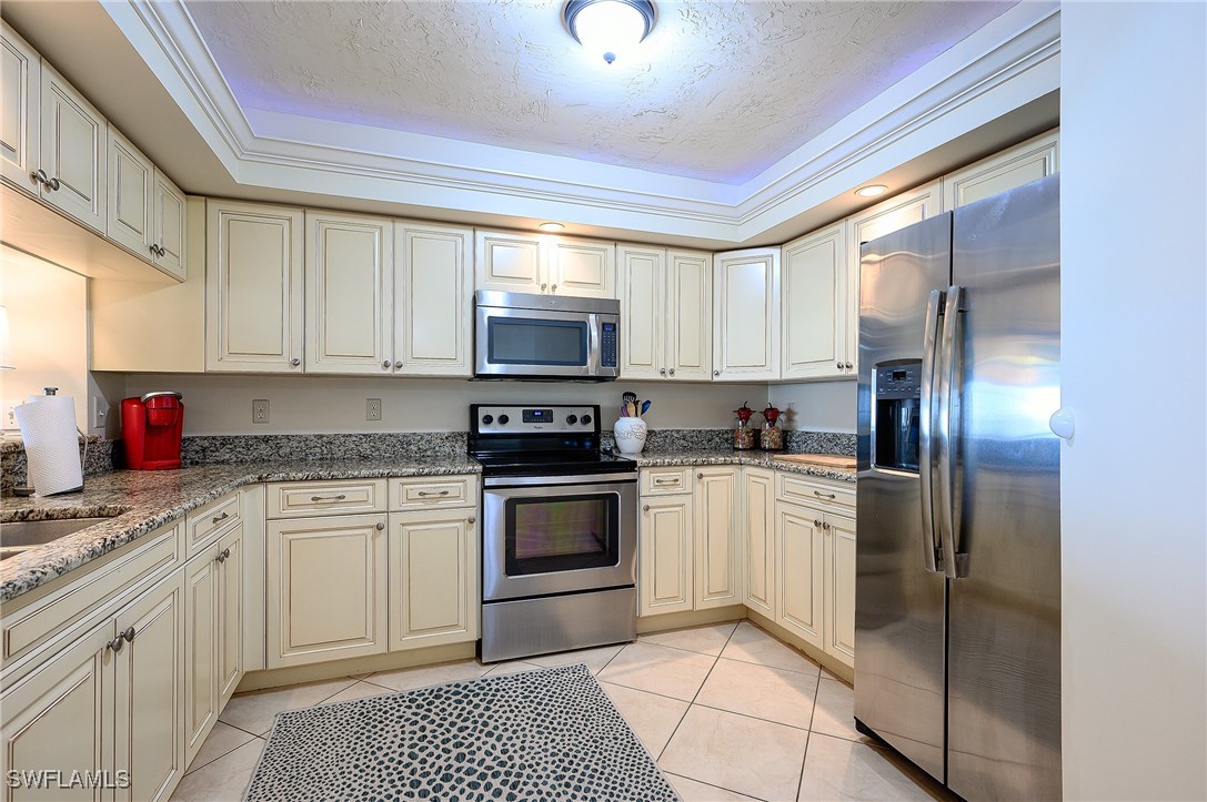 25 Bluebill Ave 403 Property Photo 14