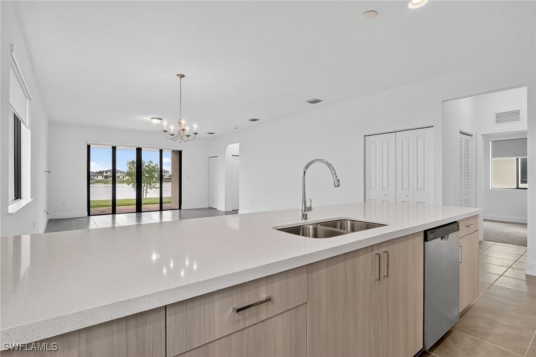 5265 Lamone Ln Property Photo 6