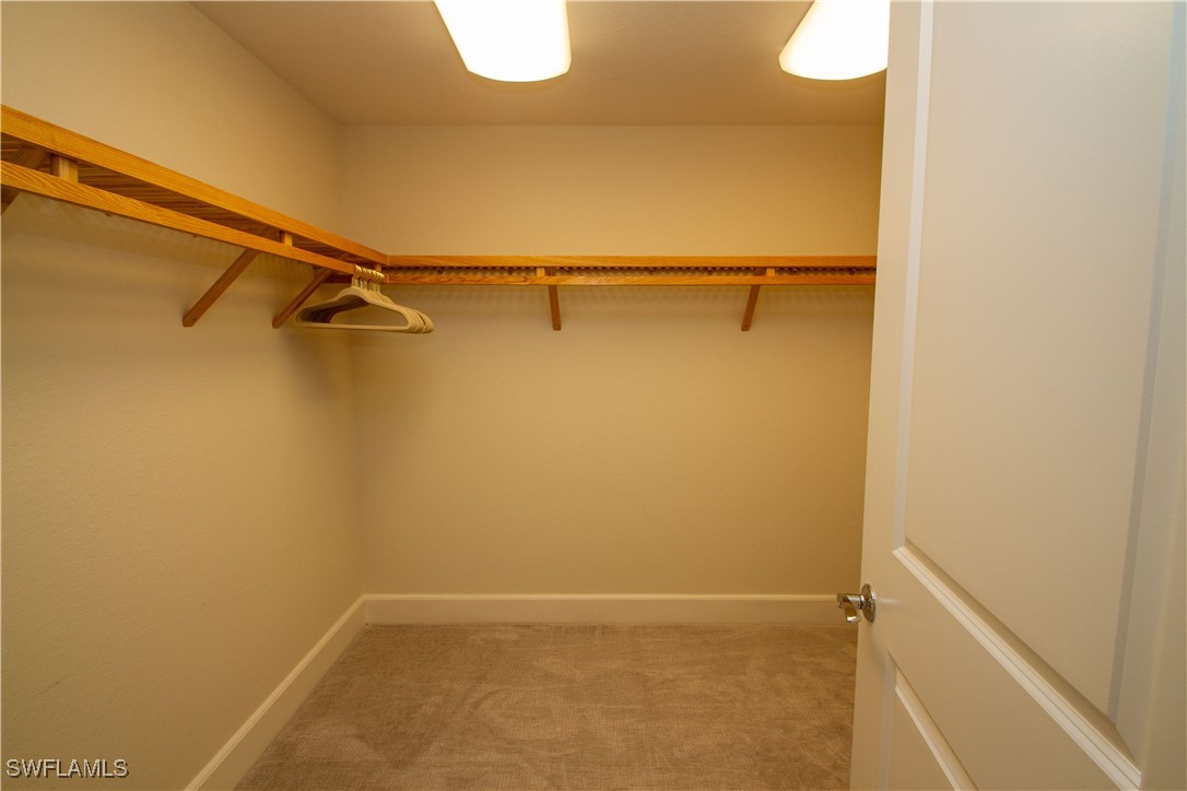 172 Indies Dr E 8-102 Property Photo 20