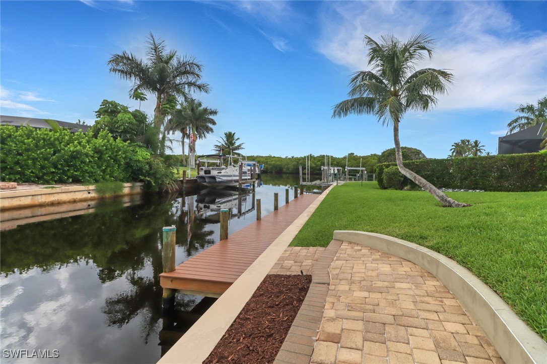 2105 Sheepshead Dr Property Photo 3