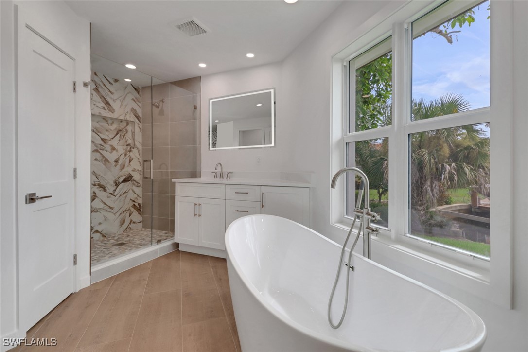 2105 Sheepshead Dr Property Photo 18