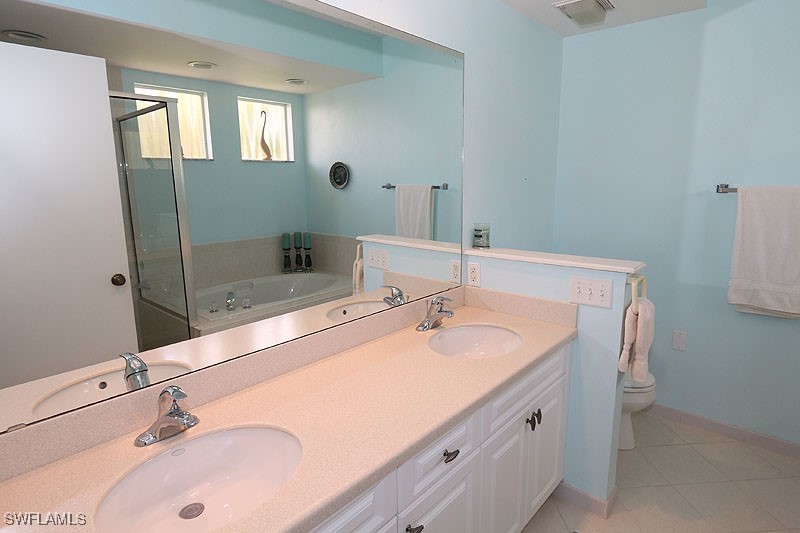 784 Willowbrook Dr 608 Property Photo 8