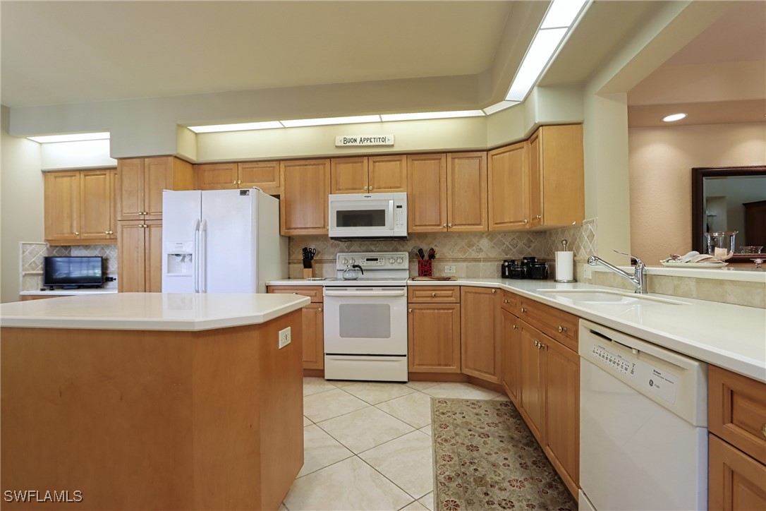 5815 Persimmon Way Property Photo 6