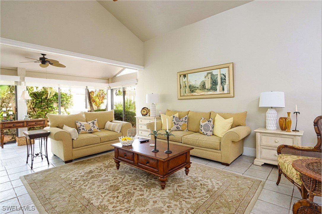 6810 Sand Pointe Cir 4.26 Property Photo 3