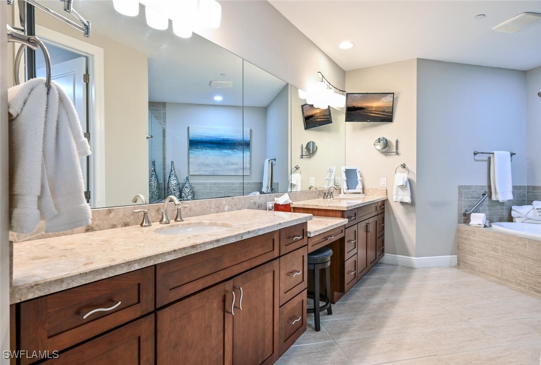 2764 Tiburon Blvd E 3-101 Property Photo 29