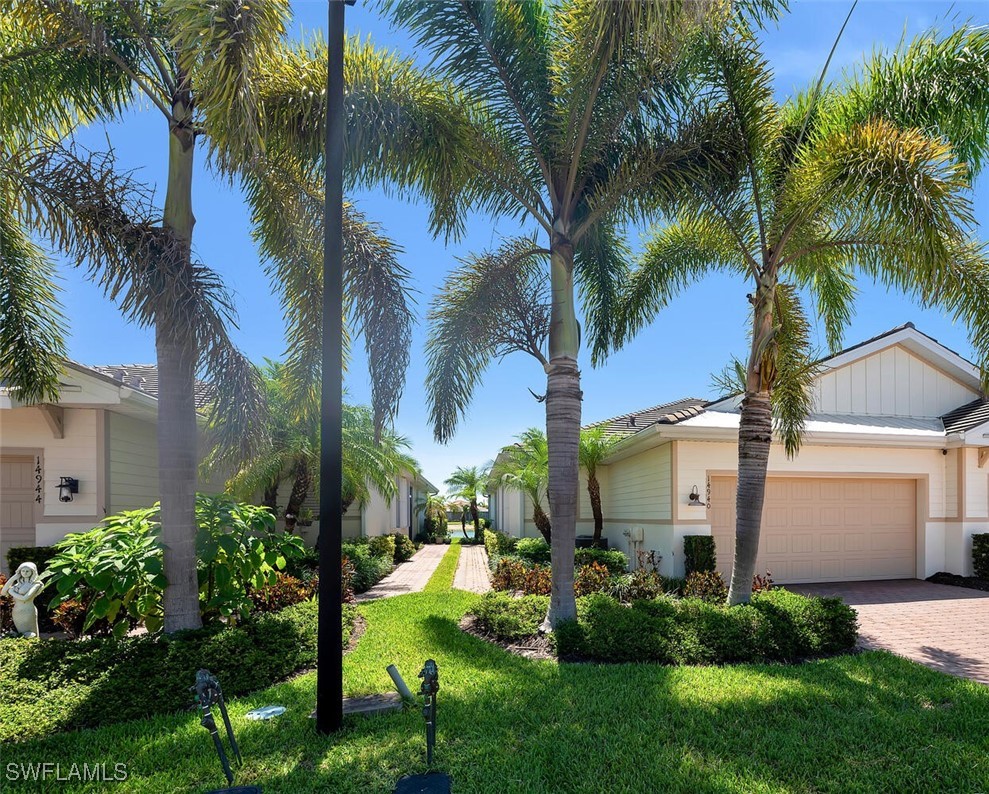 14940 Edgewater Cir Property Photo 2