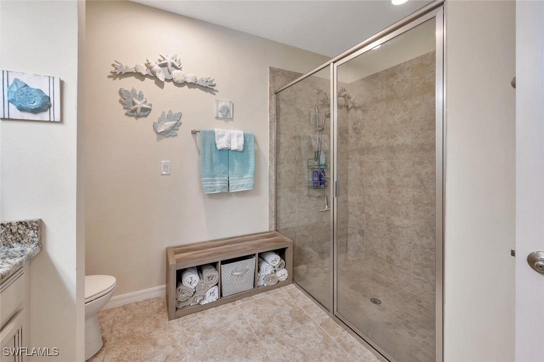 14940 Edgewater Cir Property Photo 22