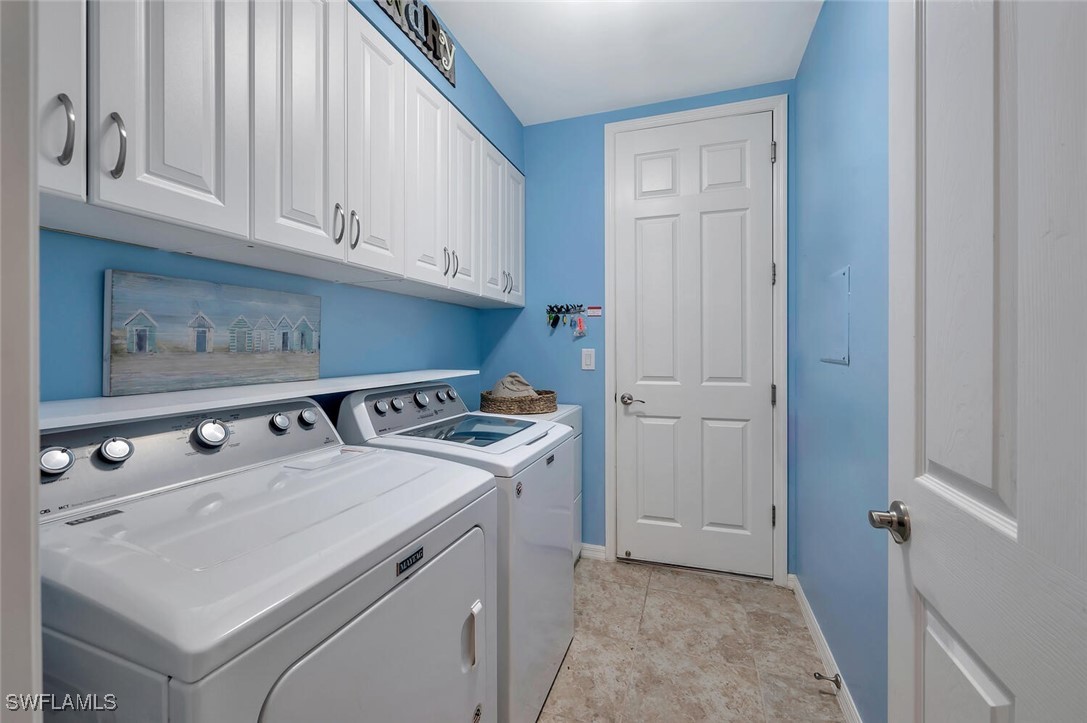 14940 Edgewater Cir Property Photo 28