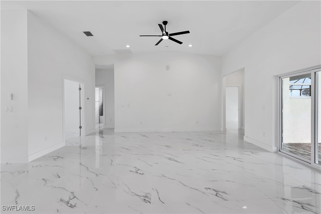 18716 Ensenada Dr Property Photo 3