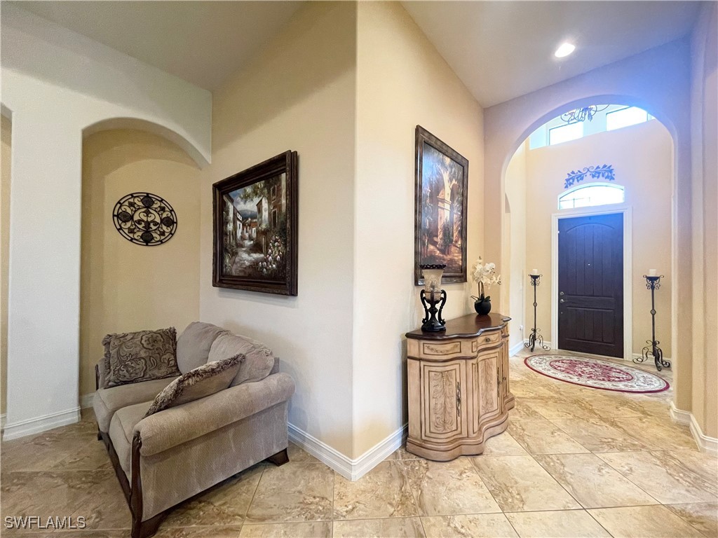 7302 Acorn Way Property Photo 4