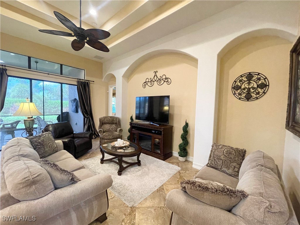 7302 Acorn Way Property Photo 7