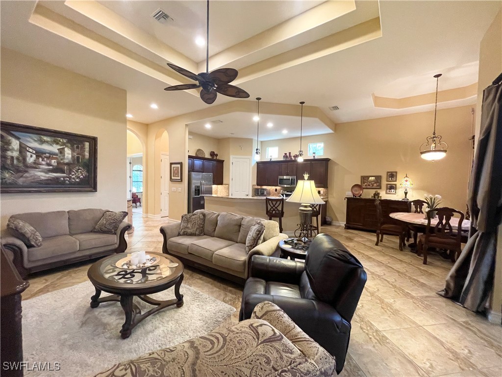 7302 Acorn Way Property Photo 8
