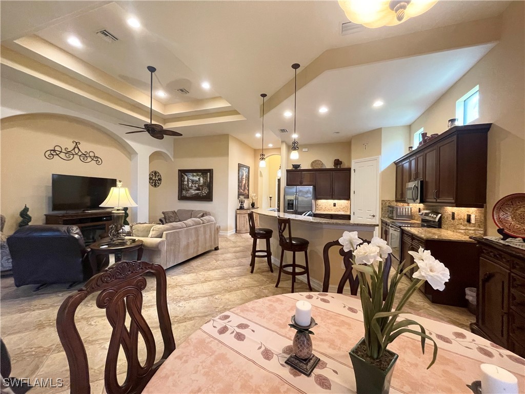 7302 Acorn Way Property Photo 10