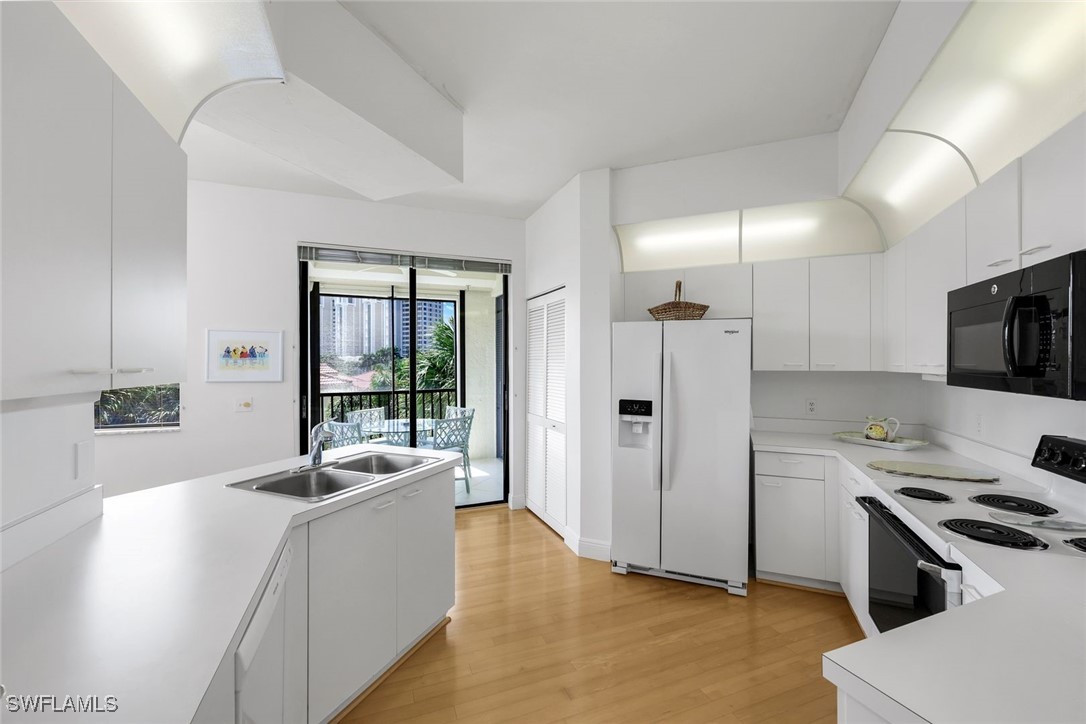 225071459 Property Photo 4