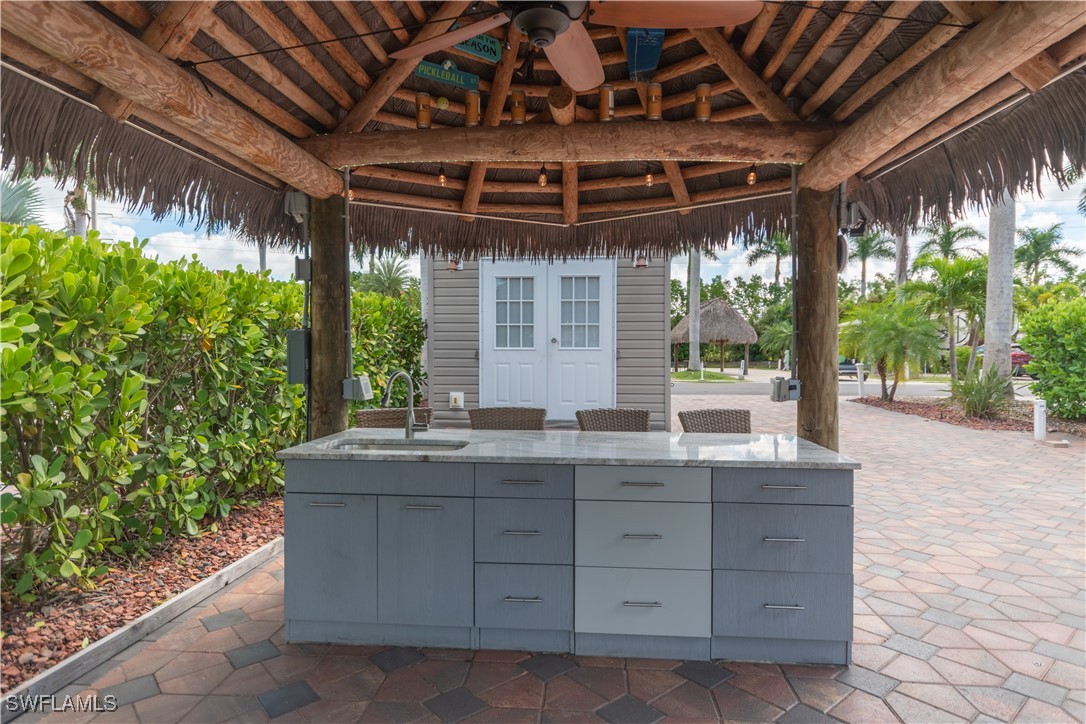 225071628 Property Photo 9
