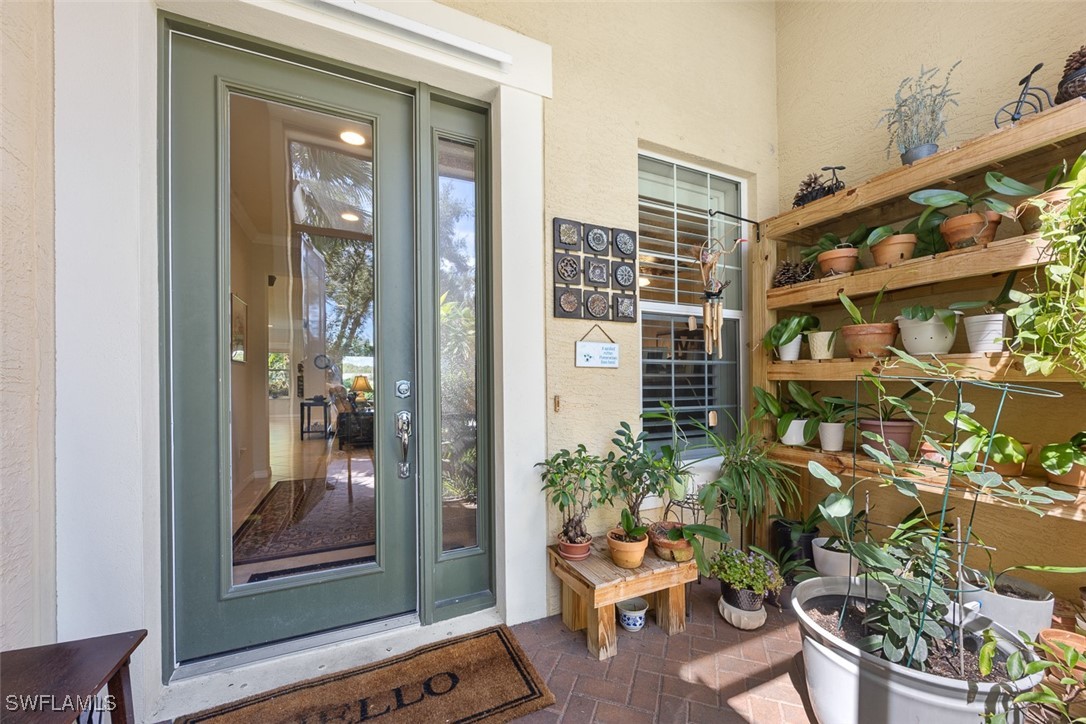 5858 Plymouth Pl Property Photo 3