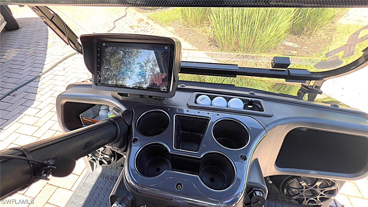 5858 Plymouth Pl Property Photo 38