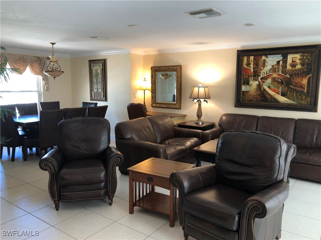 550 Forest Hills Blvd Property Photo 37