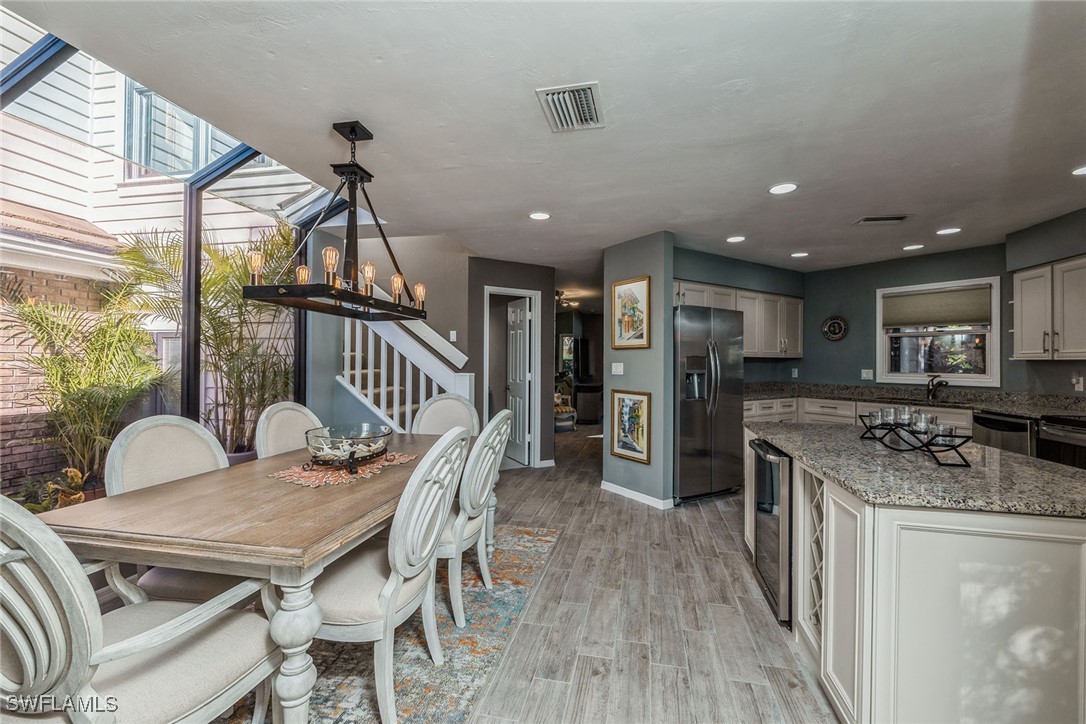 6652 Trident Way J-1 Property Photo 6