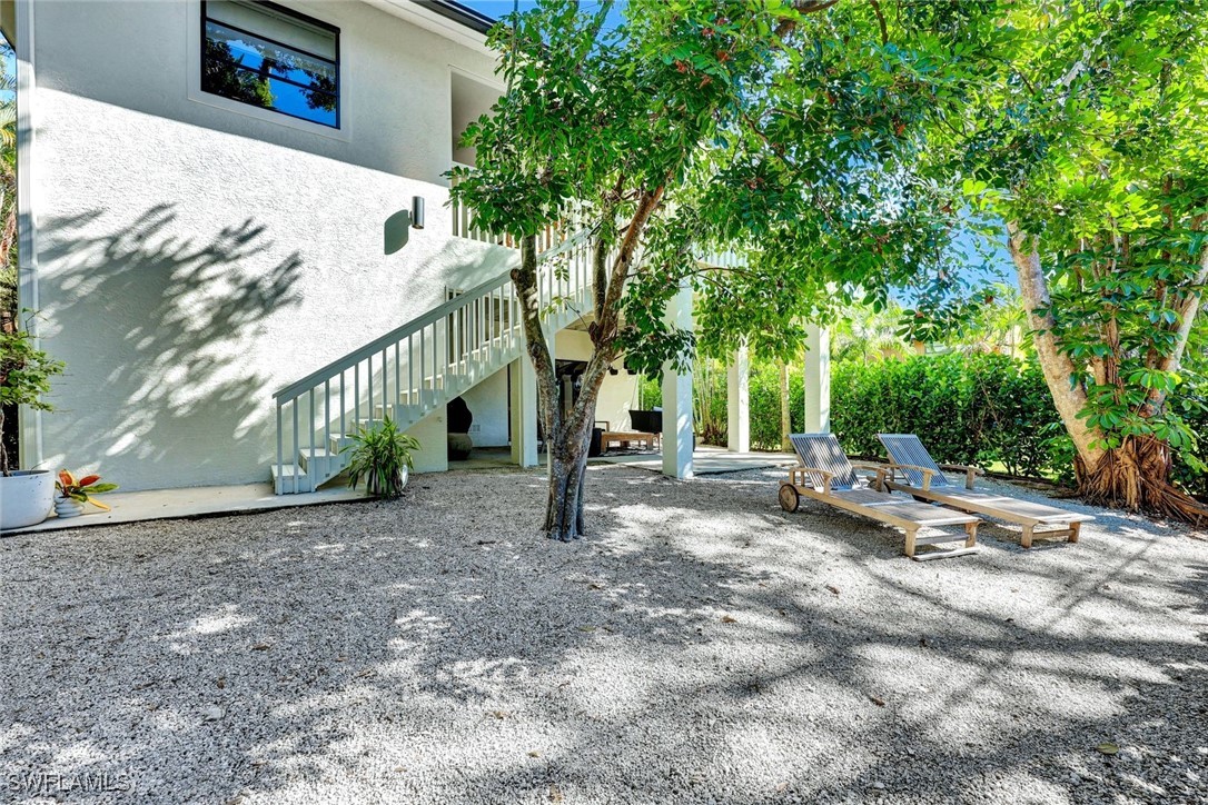 746 Park Ave Property Photo 18