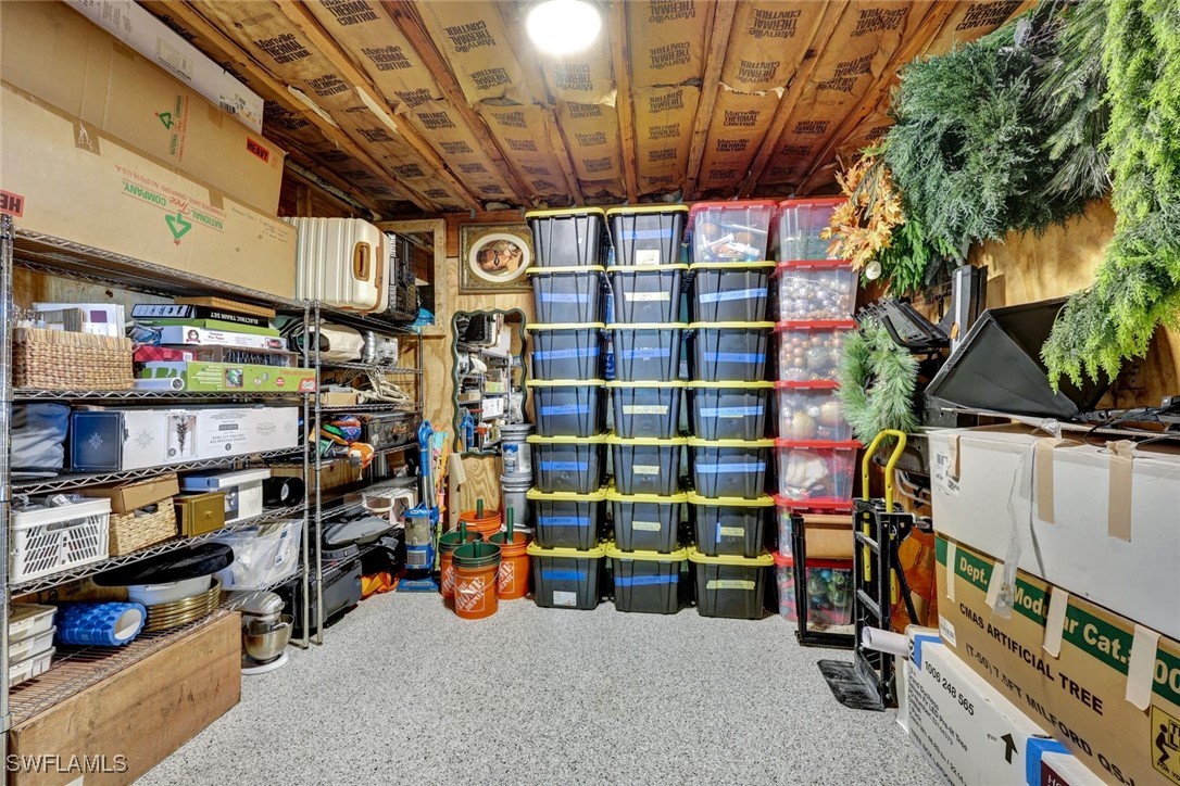 746 Park Ave Property Photo 22