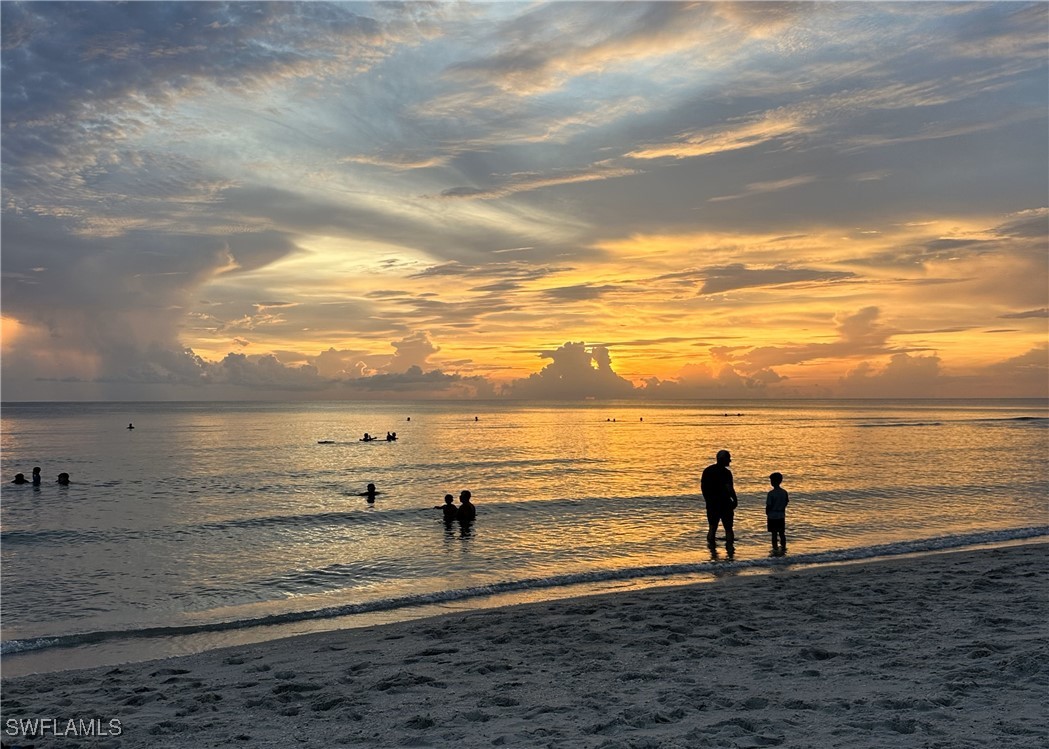 746 Park Ave Property Photo 28