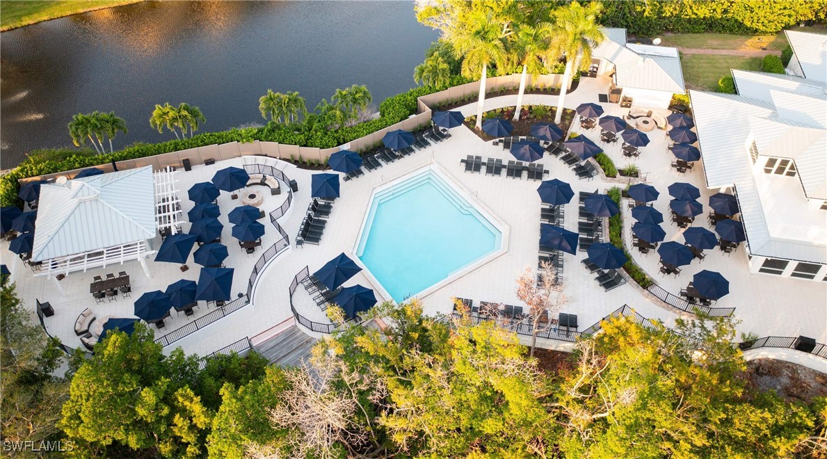 746 Park Ave Property Photo 33