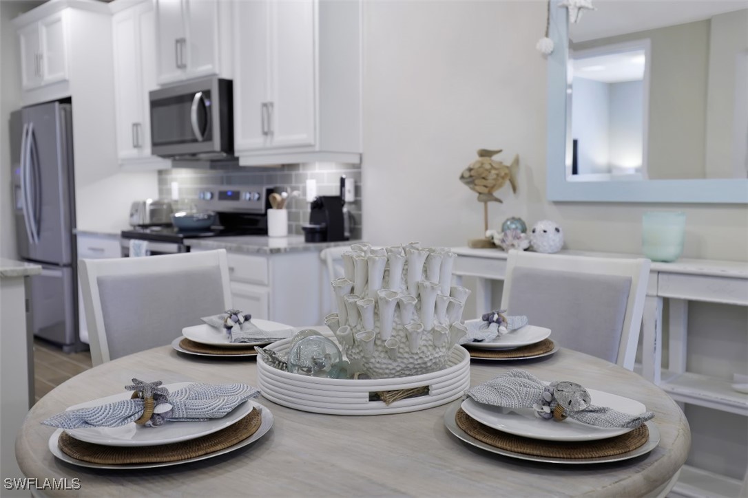 14663 Edgewater Cir Property Photo 10