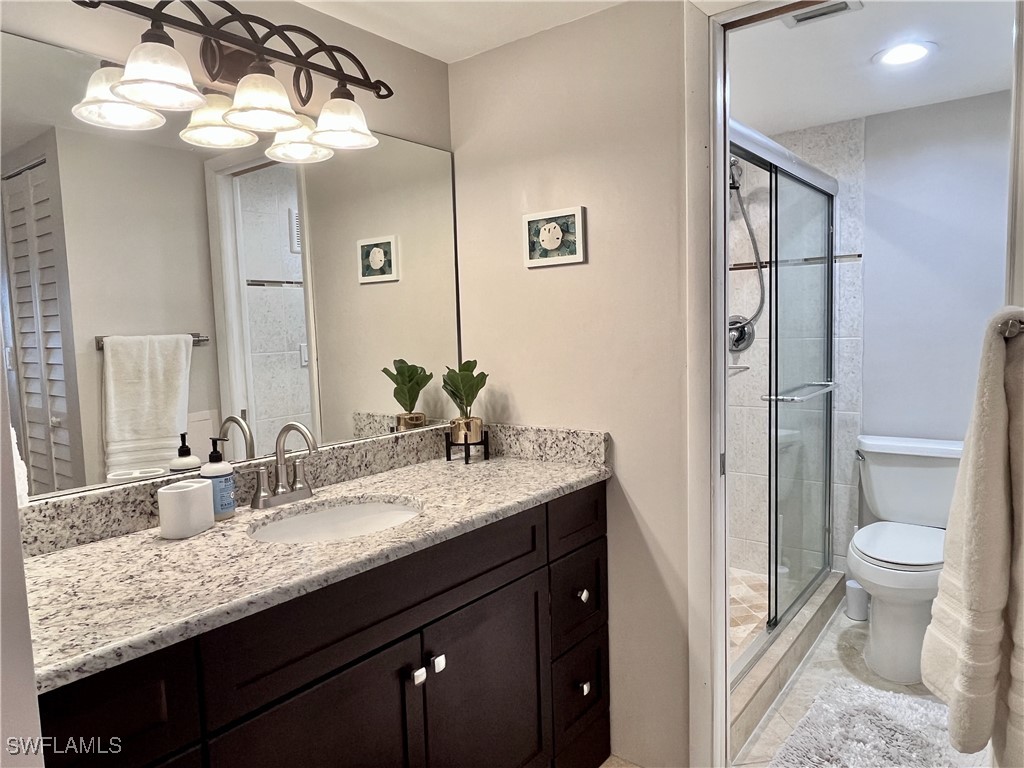 216 Palm Dr 5 Property Photo 10