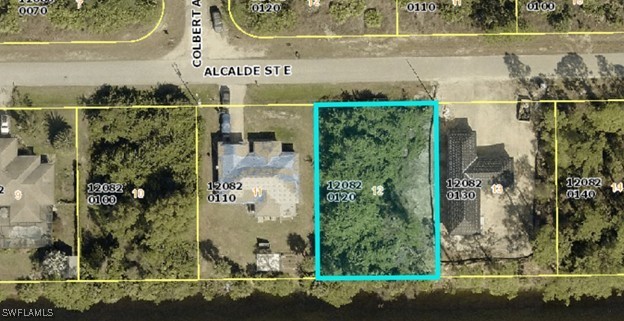 1032 Alcalde St E Property Photo 1